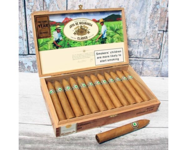 Joya de Nicaragua Clasico Torpedo Cigars – Box of 25